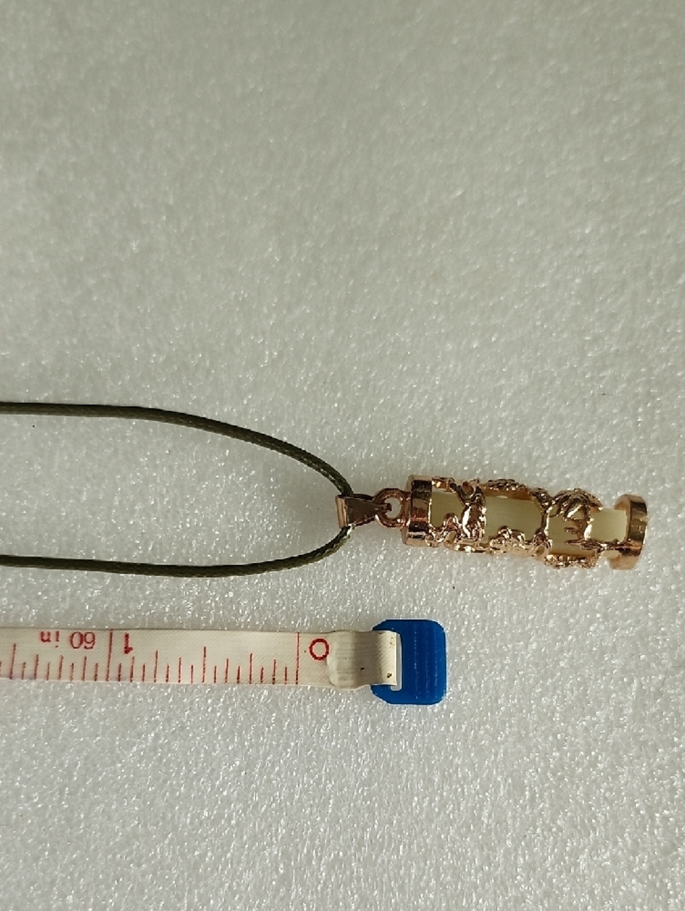 Rose Gold Dragon Filigree Cylinder Pendant Necklace in Cream - Picture 5 of 9